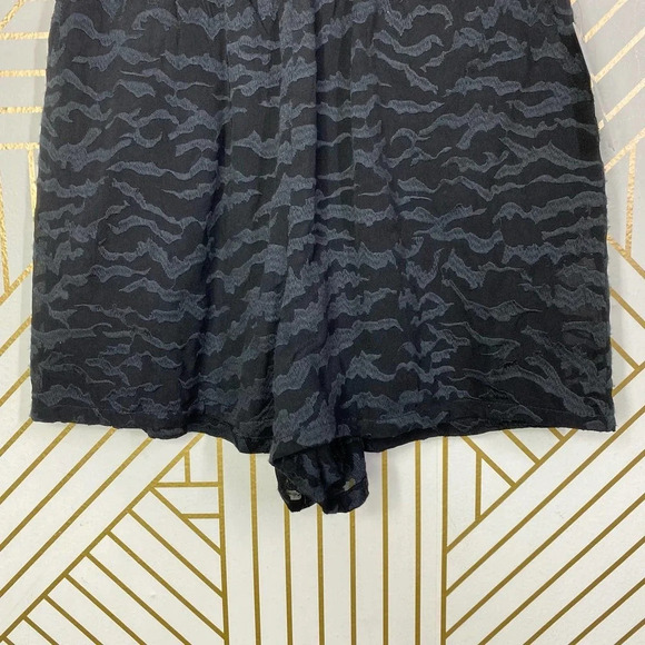 Good‎ American Sheer Zebra Running Shorts Black - Picture 4 of 11